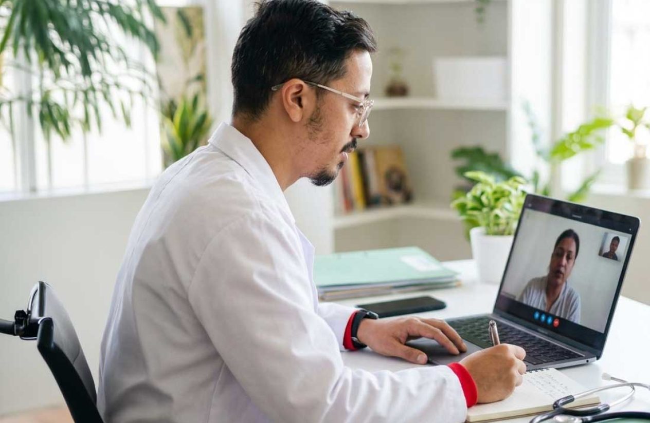 doctor teleconsultaion with meraki health solution